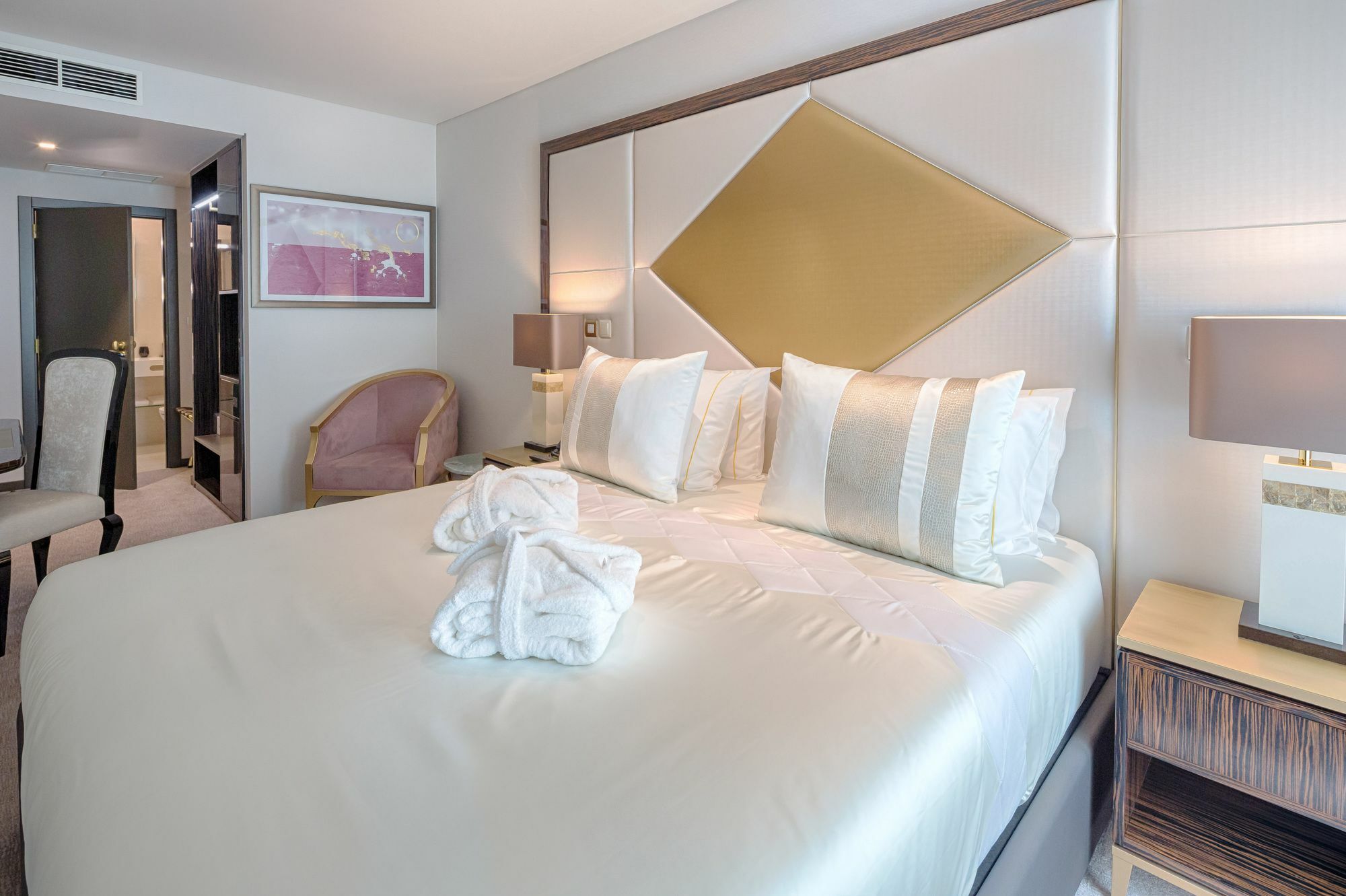 Meraprime Gold Hotel